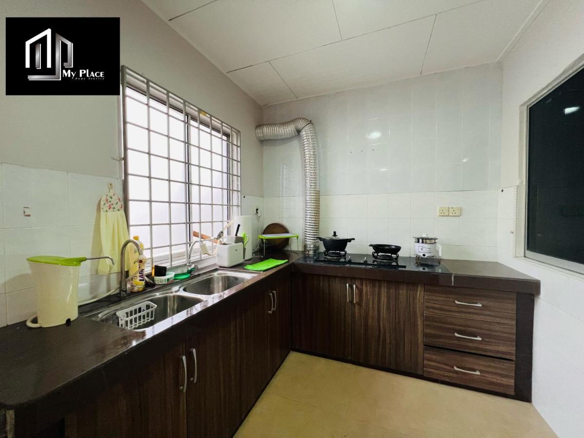 2 Storey 5Br 16Pax Semabok Taman Cheng Ho, 3 By Myplace Малакка Экстерьер фото